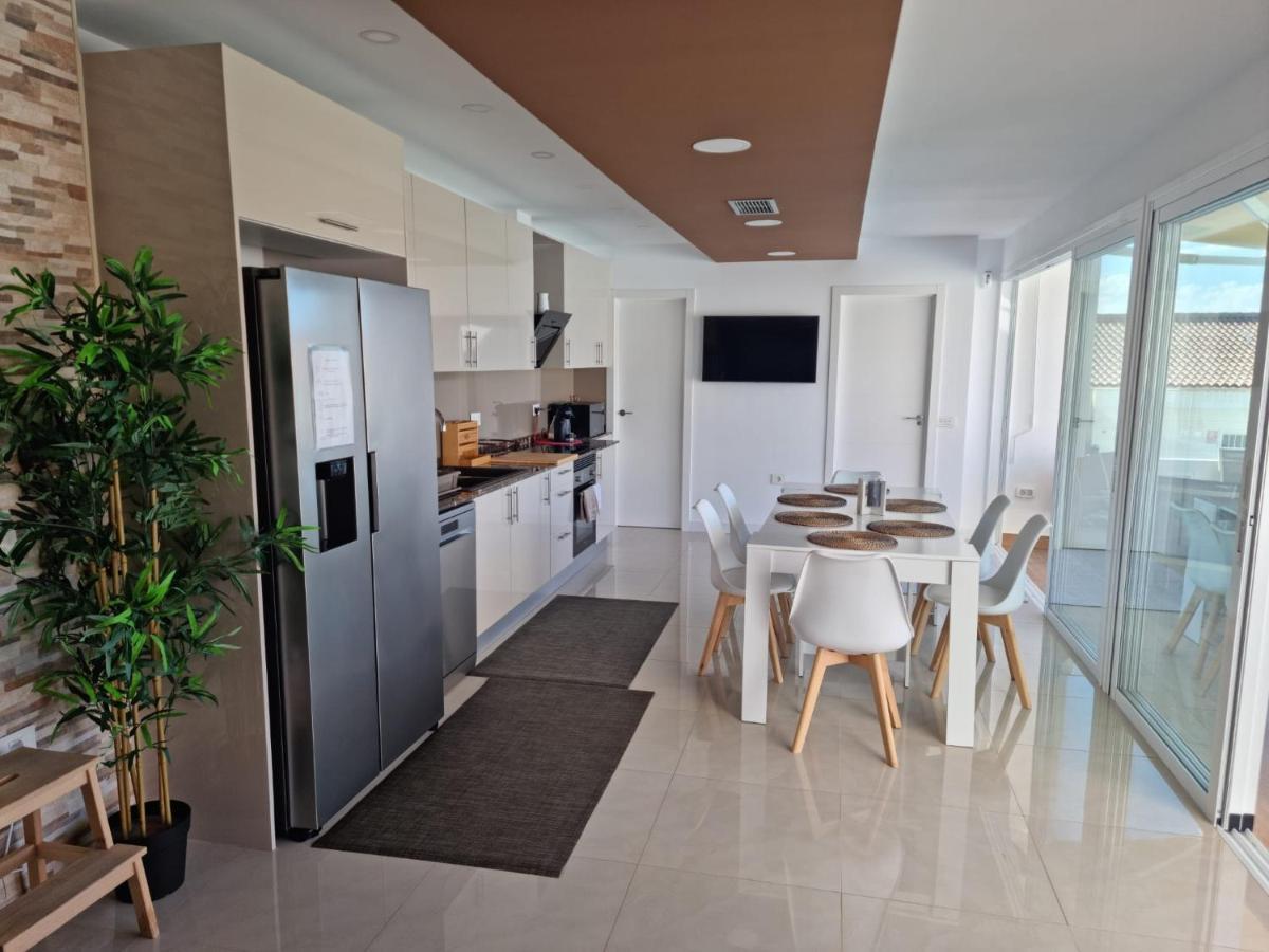 Fantastica Villa Cusmano Con Piscina Privada Адехе Екстериор снимка